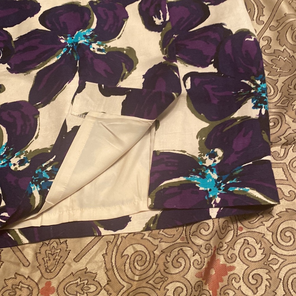 Loft Skirt (R) - Picture 2 of 6